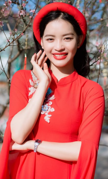 Nữ sinh điện ảnh xinh đẹp bên tà áo dài cách tân ngày Tết ảnh 10