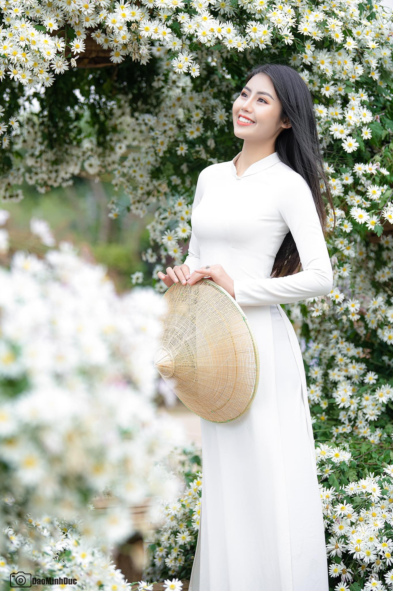 Hoa khôi game thủ mang vẻ đẹp tỏa nắng ảnh 5