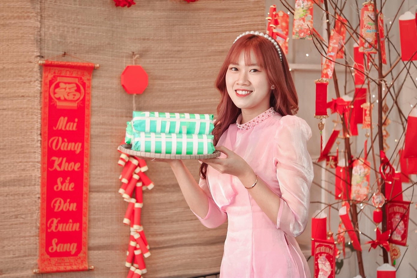 Thiếu nữ xứ Quảng trong áo dài truyền thống những ngày đầu Xuân ảnh 11