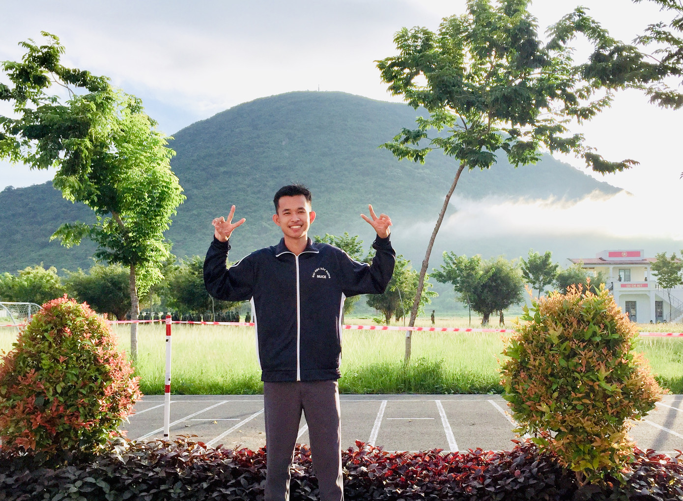 Phó Chủ tịch Hội Sinh viên Campuchia tại Việt Nam đang học tại Đại học Xây dựng ảnh 6