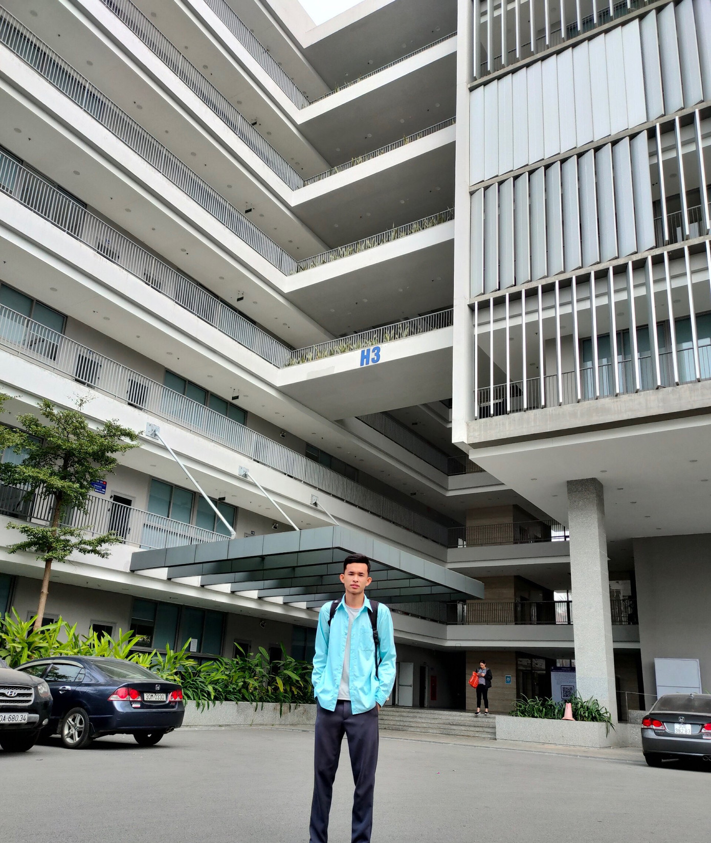 Phó Chủ tịch Hội Sinh viên Campuchia tại Việt Nam đang học tại Đại học Xây dựng ảnh 12