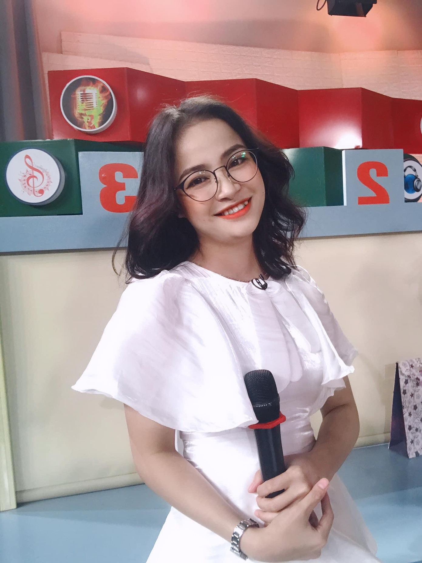 Cô gái từng đạt 9,5 điểm Văn THPTQG: “Sai đường thì quay lại thôi!” ảnh 7