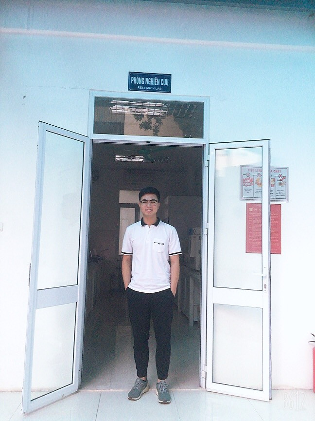 Chàng sinh viên Thủy Lợi mồ côi cha mẹ tự tin vào đời ảnh 6