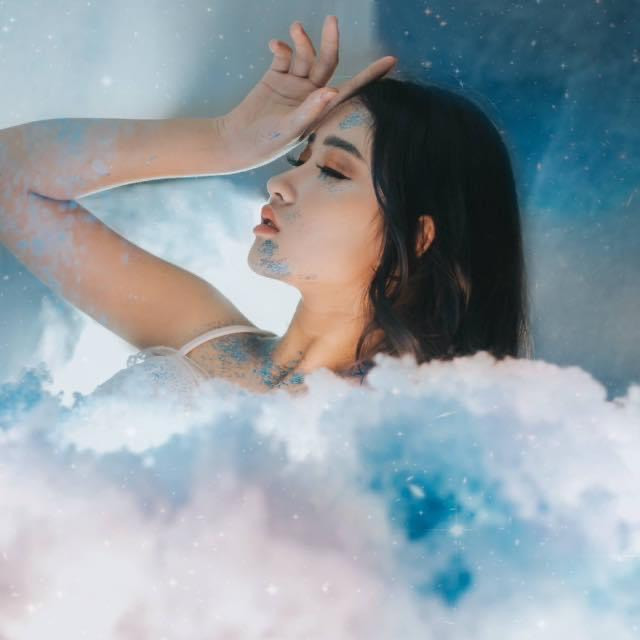 Ngắm “thiên thần 2K4” biến hóa trong nhiều phong cách chụp ảnh ảnh 10