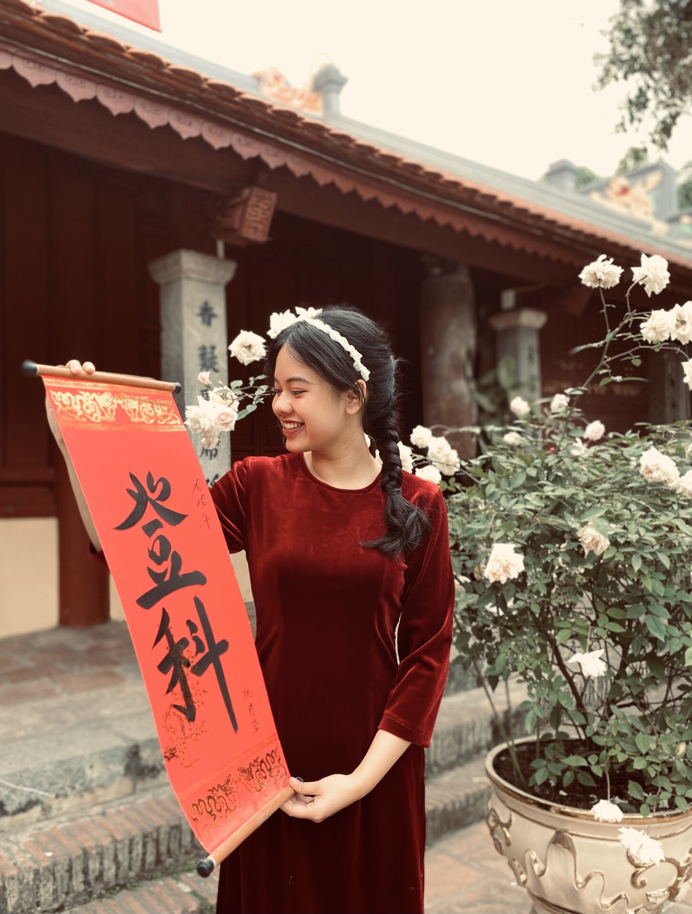 Đón Tết đặc biệt của hot girl Đại học Luật ảnh 9