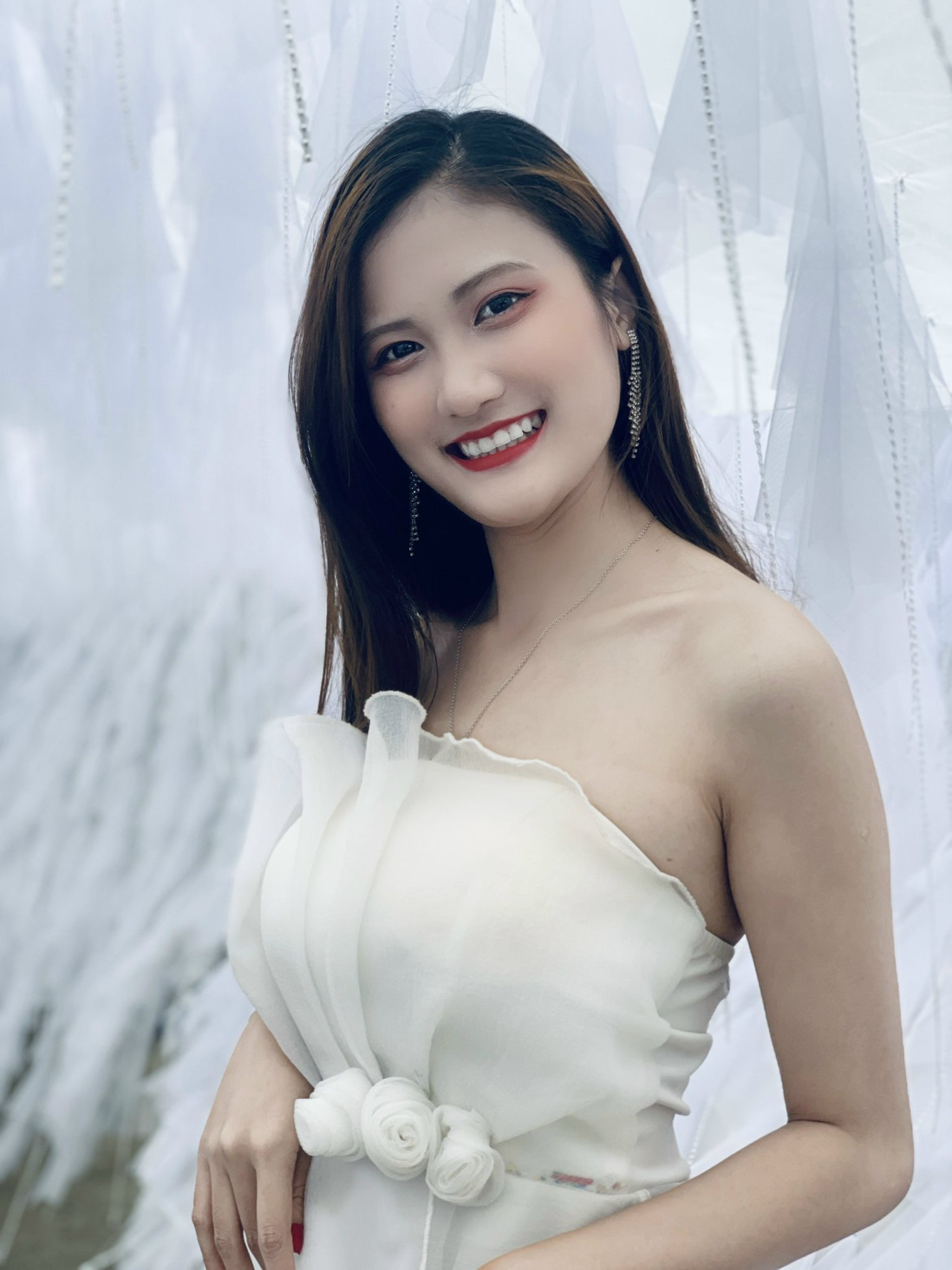 Điểm chung giữa luật sư và MC là gì? ảnh 3