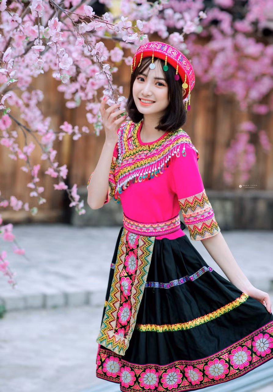 Hot girl Nam Định ‘hóa’ thiếu nữ H’Mông rạng rỡ đón Xuân ảnh 1