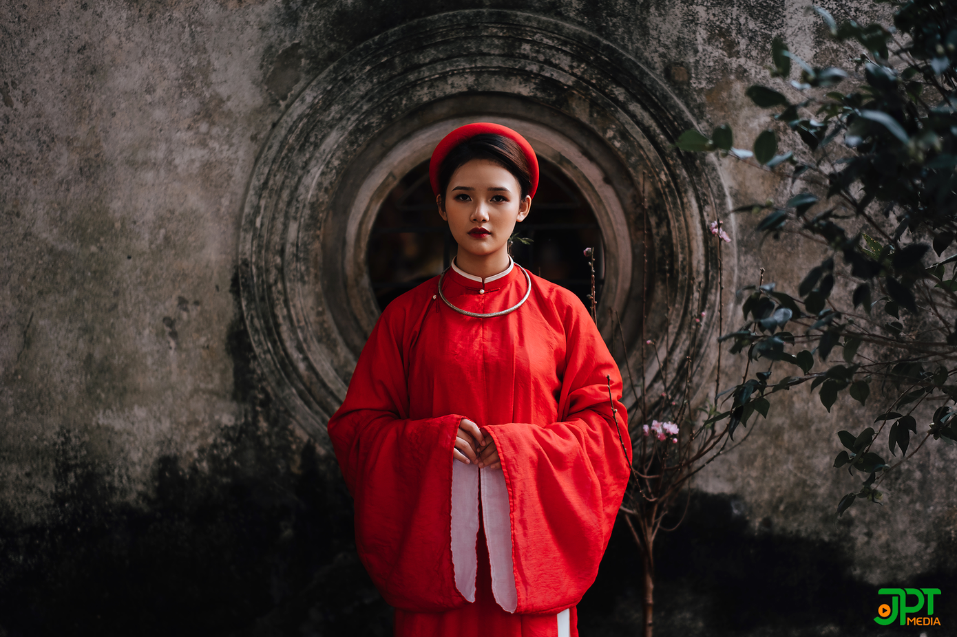 Ngất ngây trước vẻ đẹp đậm chất cổ xưa của Mai Yến trong bộ Cổ phục Việt Nam ảnh 8