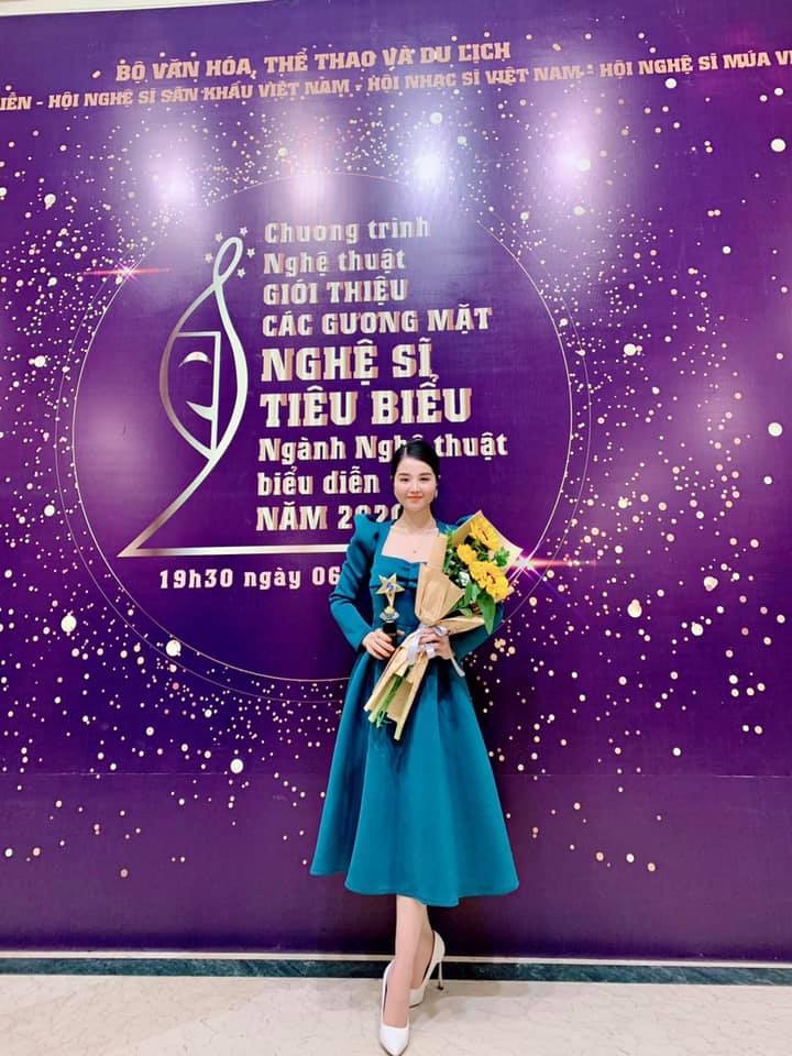 Phùng Thị Thanh Huyền: “Nghệ thuật truyền thống cần có giới trẻ để tiếp nối” ảnh 10