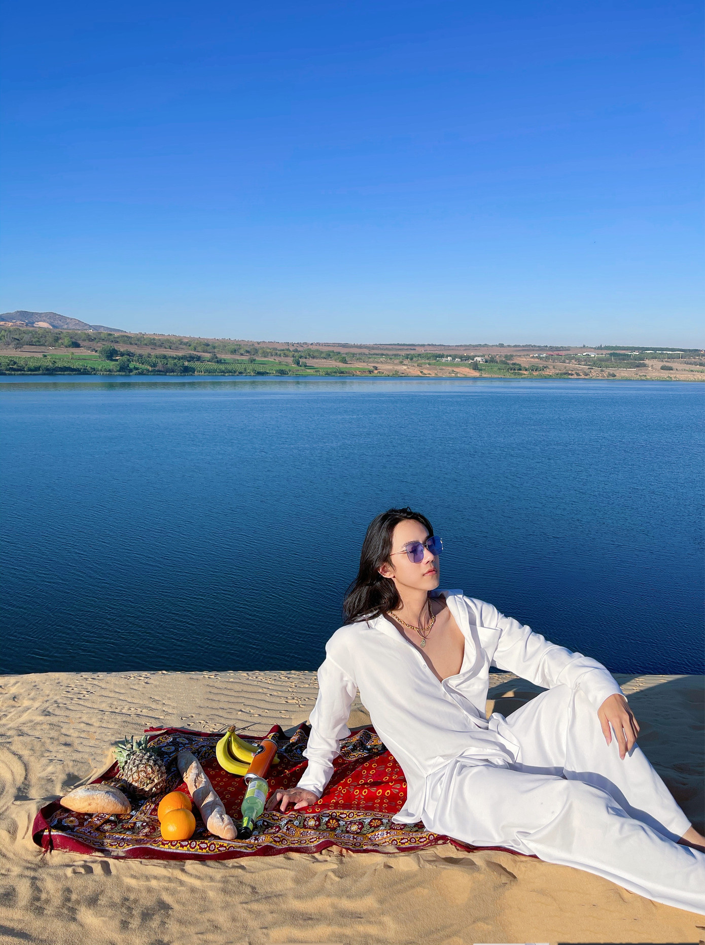 Mê mẩn trước nhan sắc của “Mỹ nam tóc dài” là người Việt gốc Hoa ảnh 3