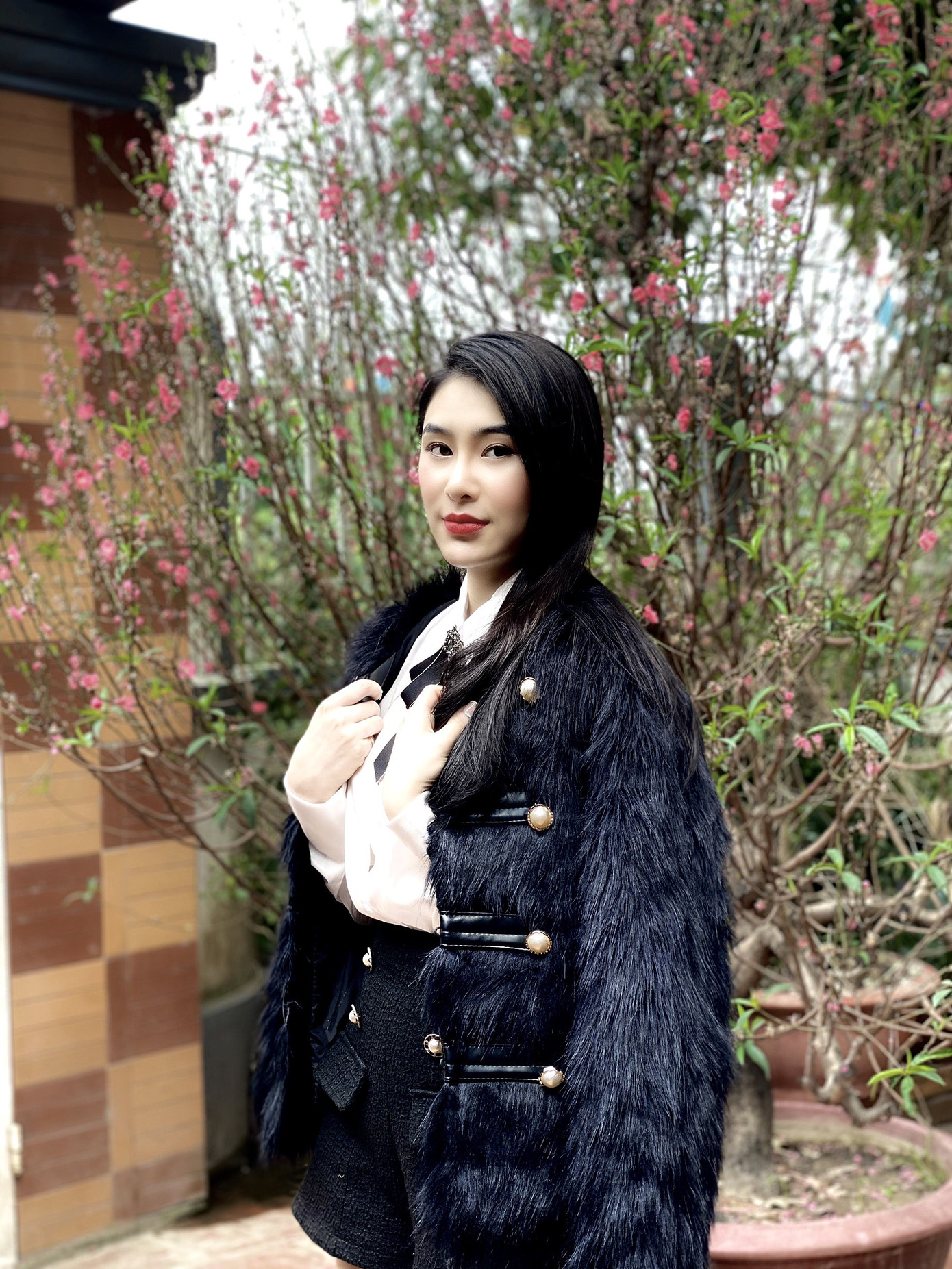 Gặp gỡ đầu xuân năm mới cùng hotgirl bạch biến ảnh 15