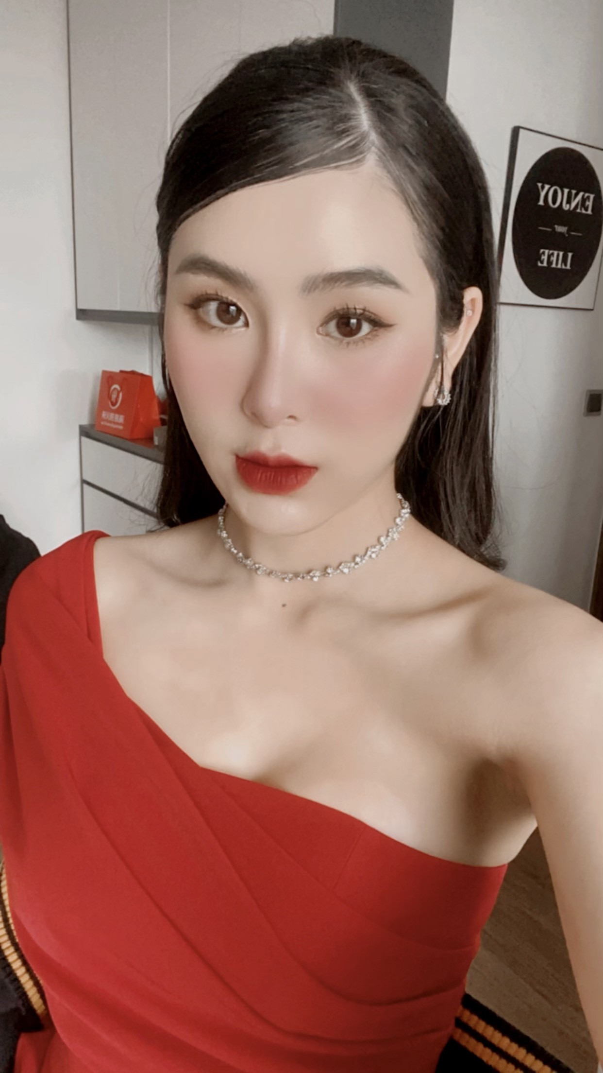 Gặp gỡ đầu xuân năm mới cùng hotgirl bạch biến ảnh 11