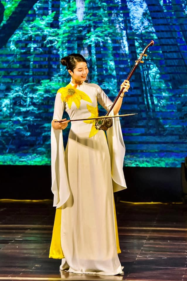 Phùng Thị Thanh Huyền: “Nghệ thuật truyền thống cần có giới trẻ để tiếp nối” ảnh 9