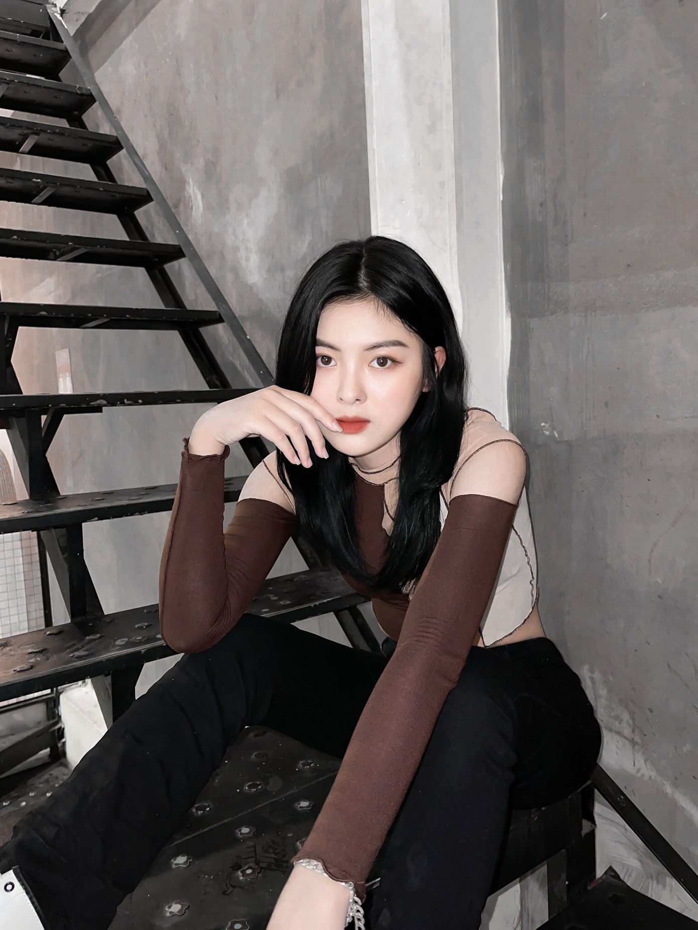 Nhan sắc “rúng động” của Hot Tiktoker Đắk Lắk khiến cư dân mạng đổ xô tìm kiếm ảnh 1