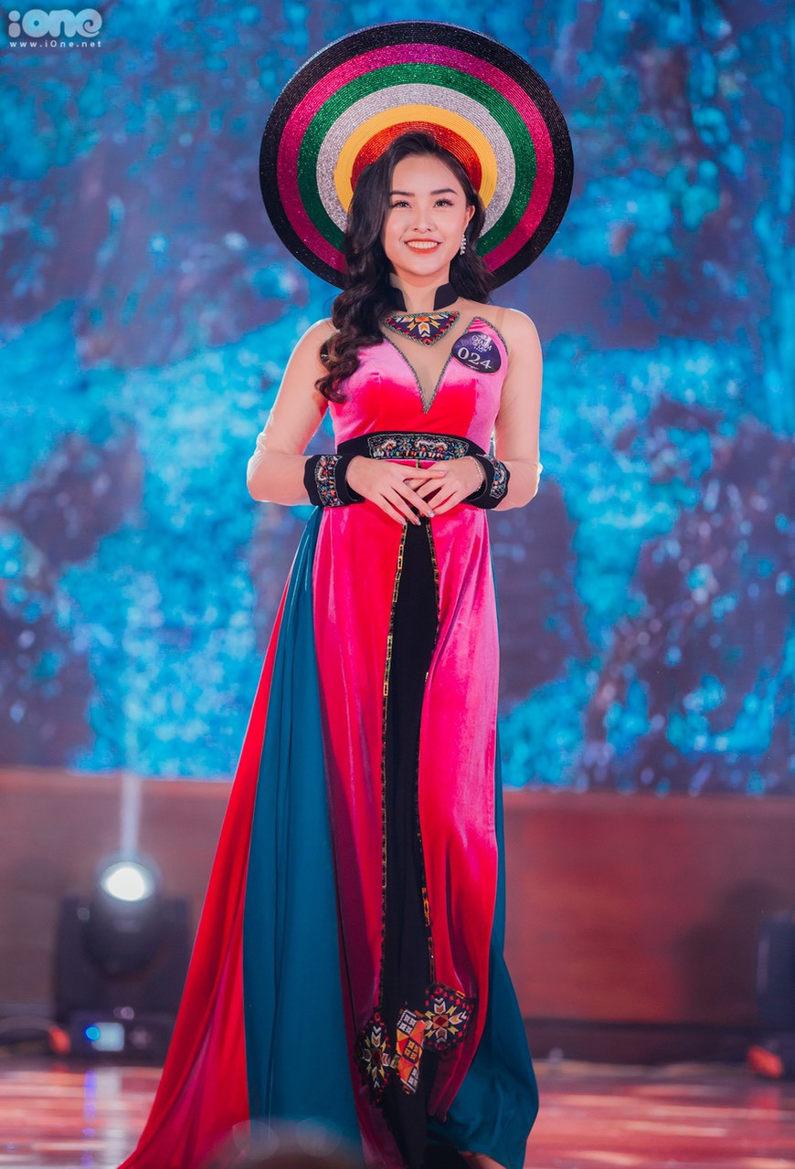 Tân hoa khôi Đại học Luật sở hữu thành tích học tập đáng ngưỡng mộ ảnh 11