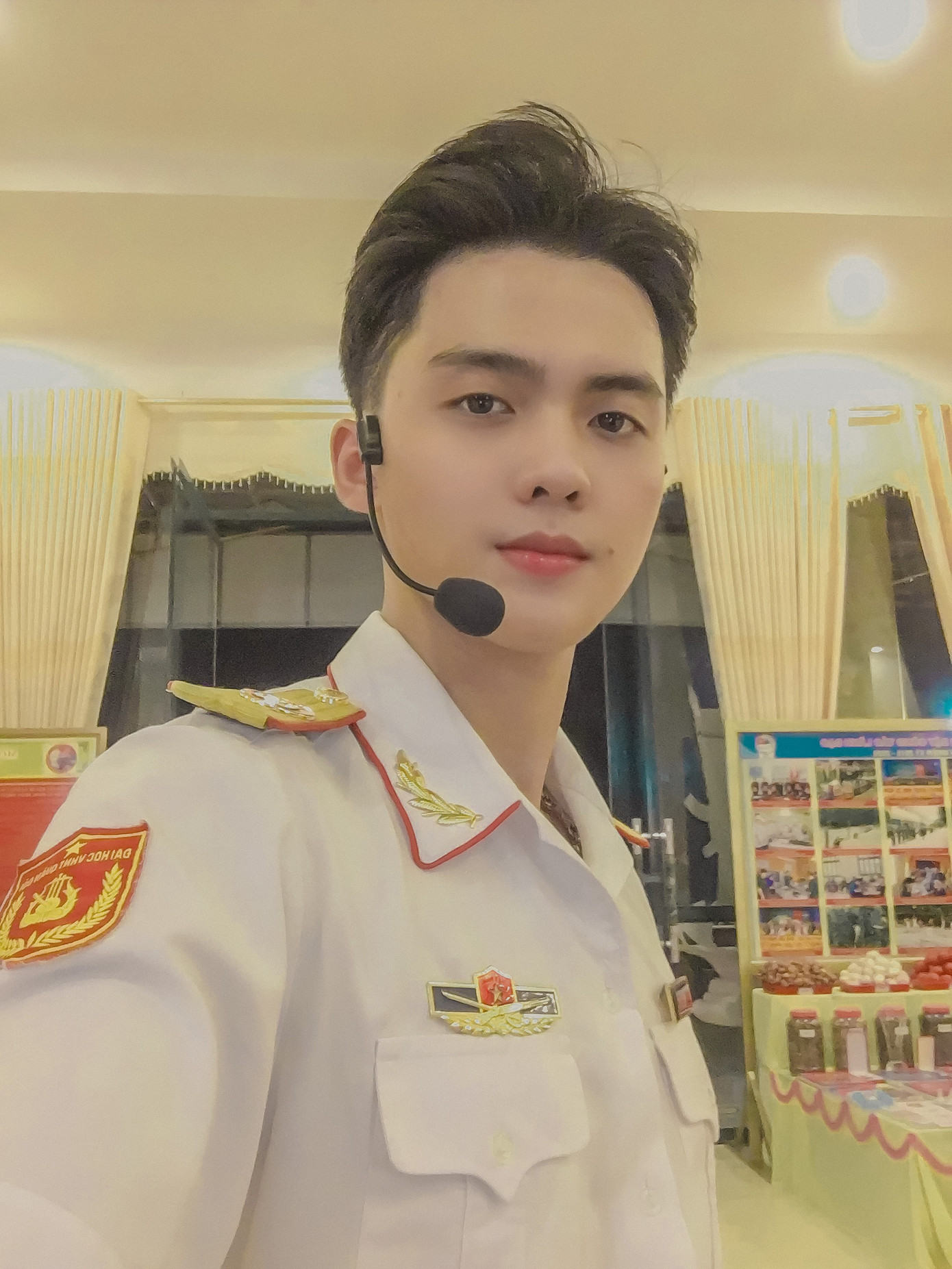 Anh bộ đội 9X gây thương nhớ bởi ngoại hình điển trai ảnh 9