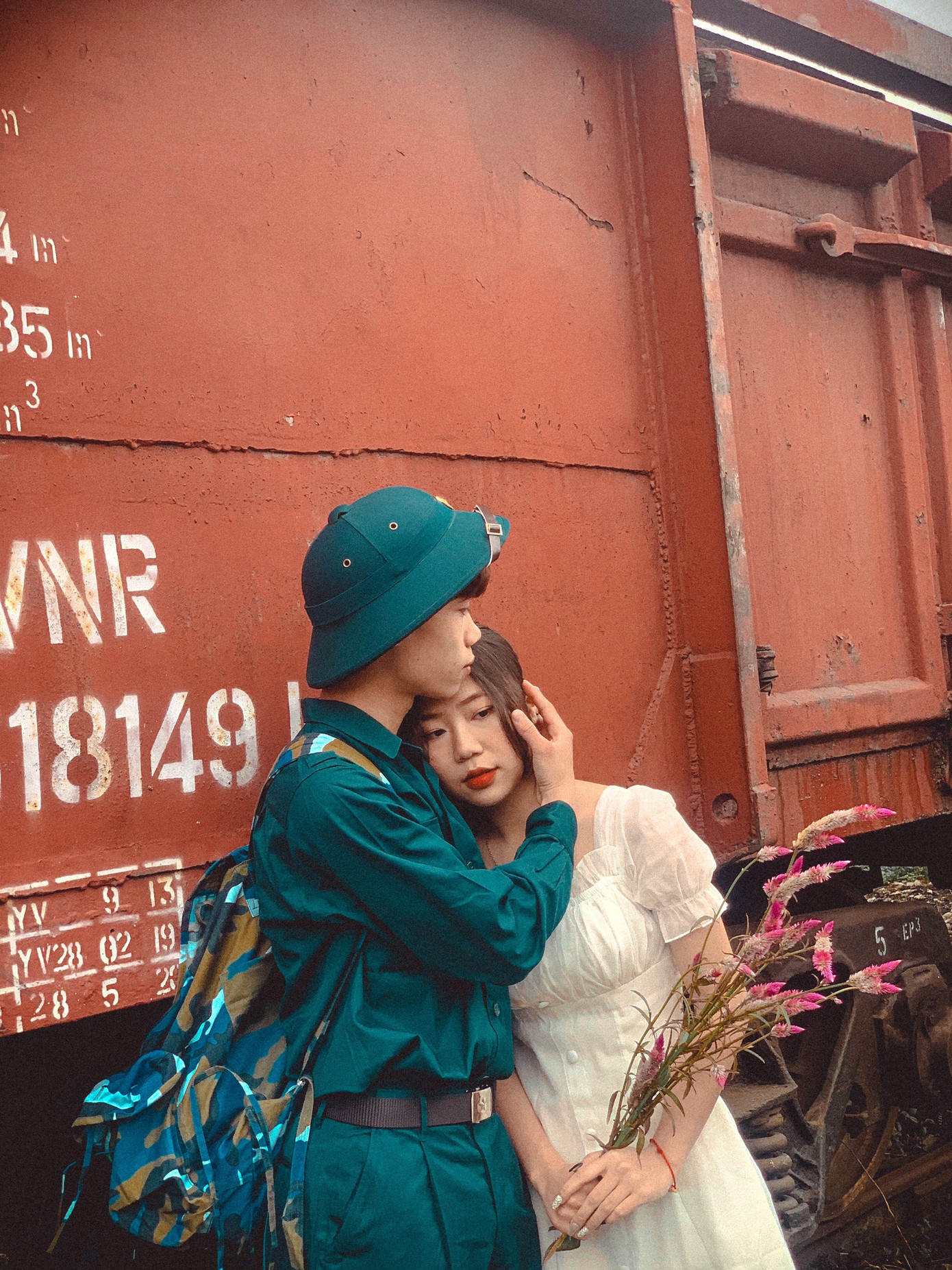 Bộ ảnh ‘Tiễn người yêu lên đường nhập ngũ’ của đôi bạn đến từ Quảng Ninh ảnh 9