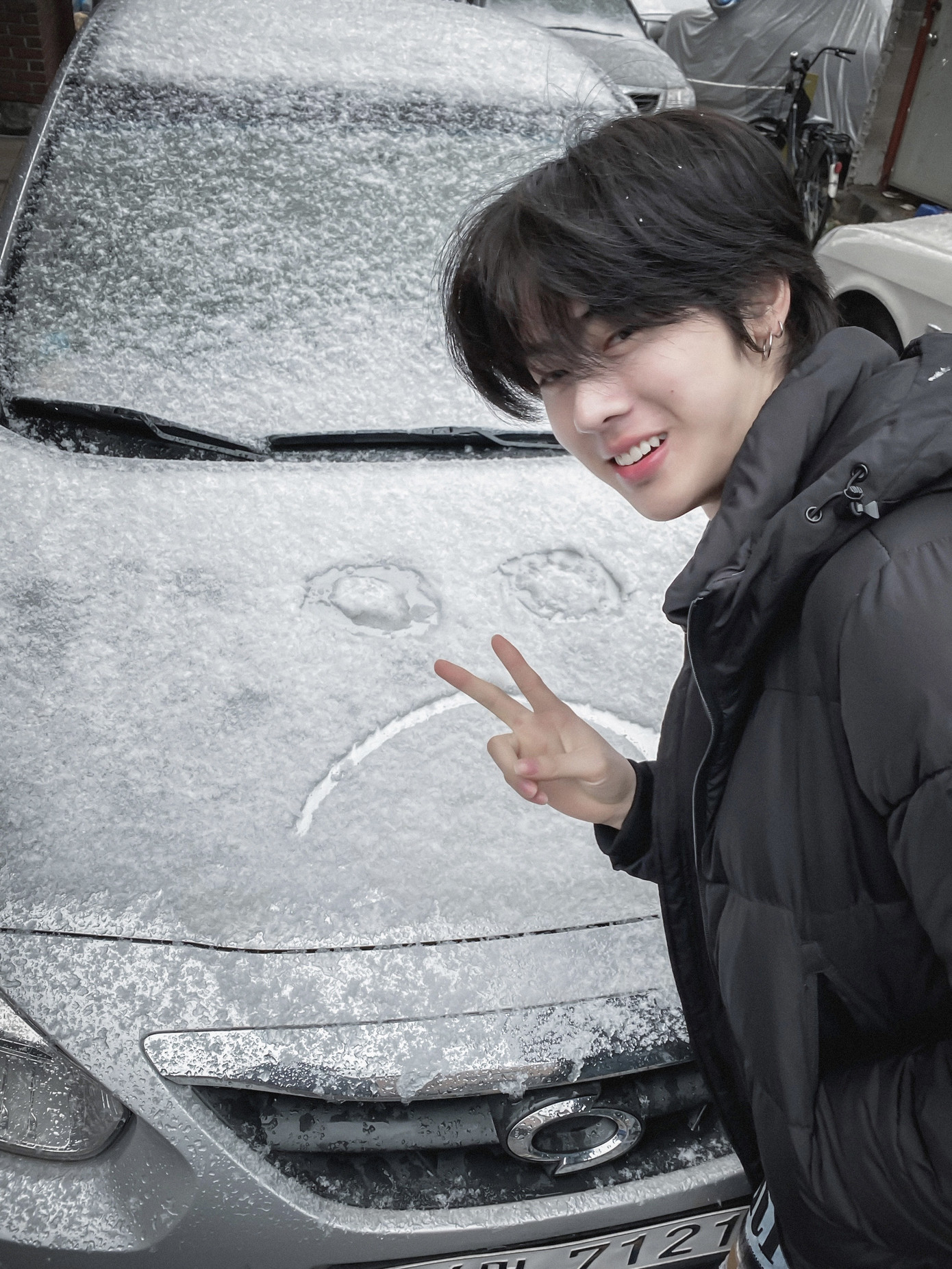 Chàng du học sinh Hàn Quốc điển trai, sắp ra mắt thương hiệu mỹ phẩm riêng ở tuổi 24 ảnh 4