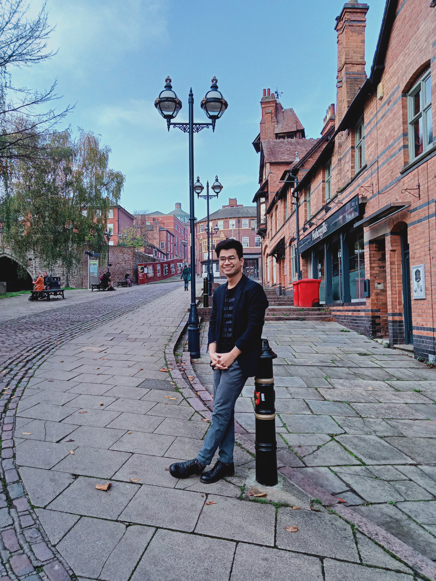 Du học vì đam mê Triết học chàng trai Hưng Yên chia sẻ lần đầu đón Tết xa quê ảnh 2