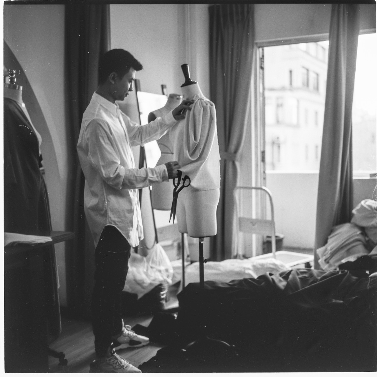 Chàng trai Thái Nguyên với đam mê “chơi” với vải ảnh 4