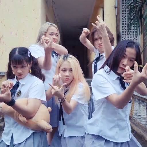 Dân tự nhiên thi đỗ xã hội làm việc như một creator ảnh 5