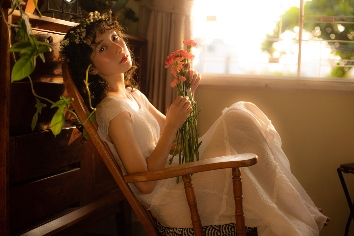 Nữ sinh Ngoại thương đam mê mẫu ảnh, có thành tích học tập “khủng“ ảnh 10