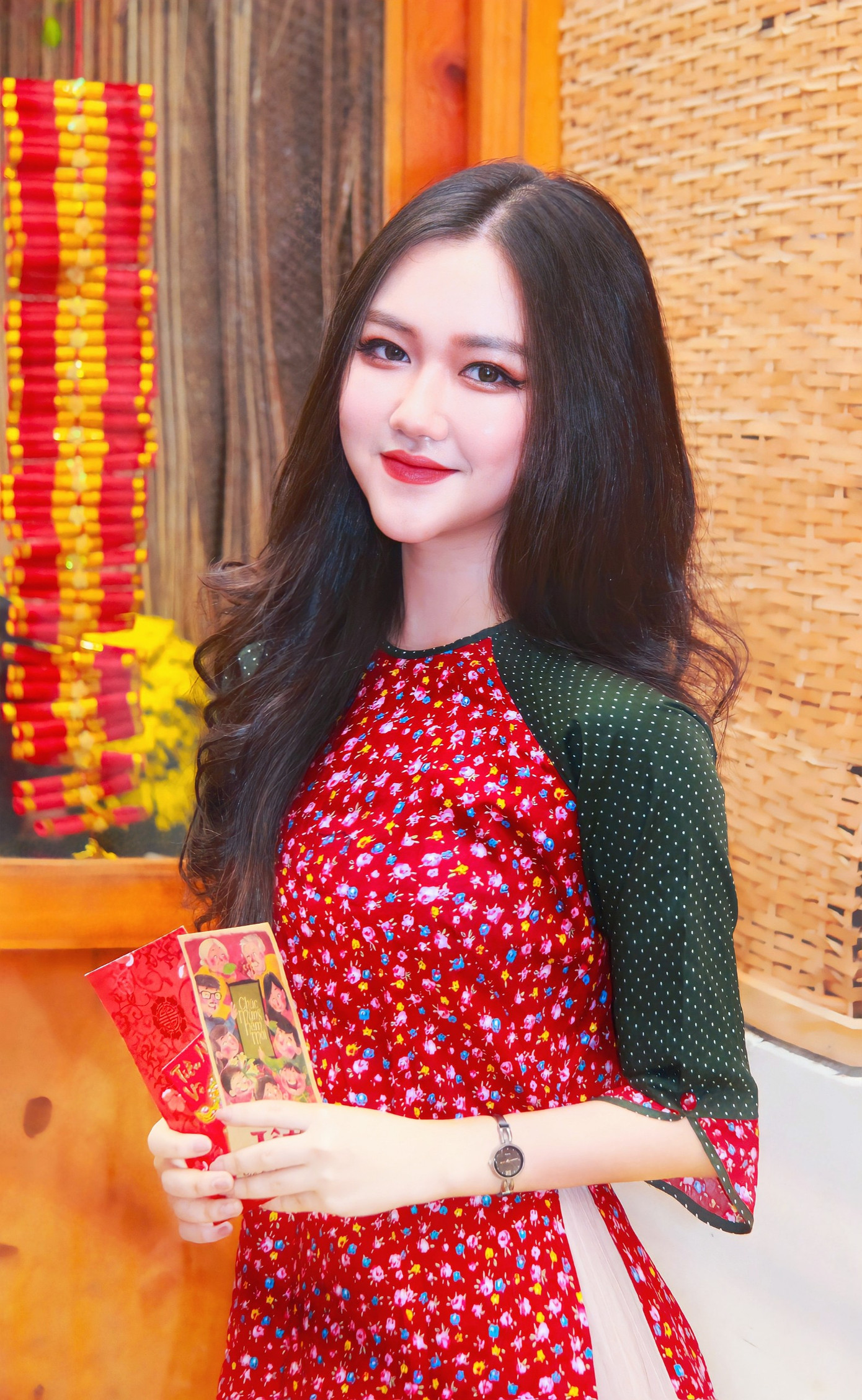 ‘Không thể rời mắt’ bộ ảnh chào Xuân đầy màu sắc của thiếu nữ 16 tuổi ảnh 1