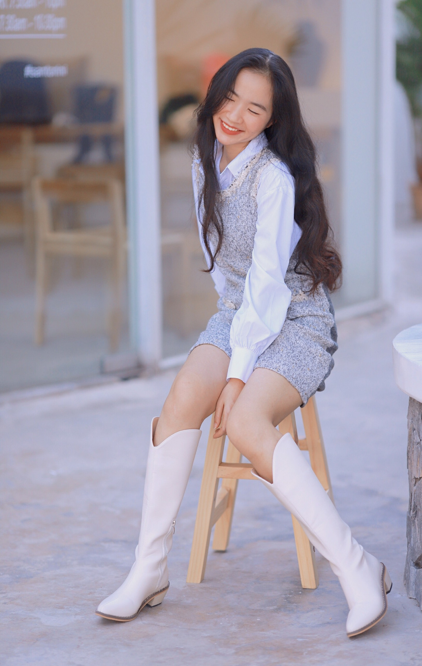 Xúc động về “người cha” bán ổi – Nữ giảng viên xinh đẹp nhận “bão view” trên tiktok ảnh 19