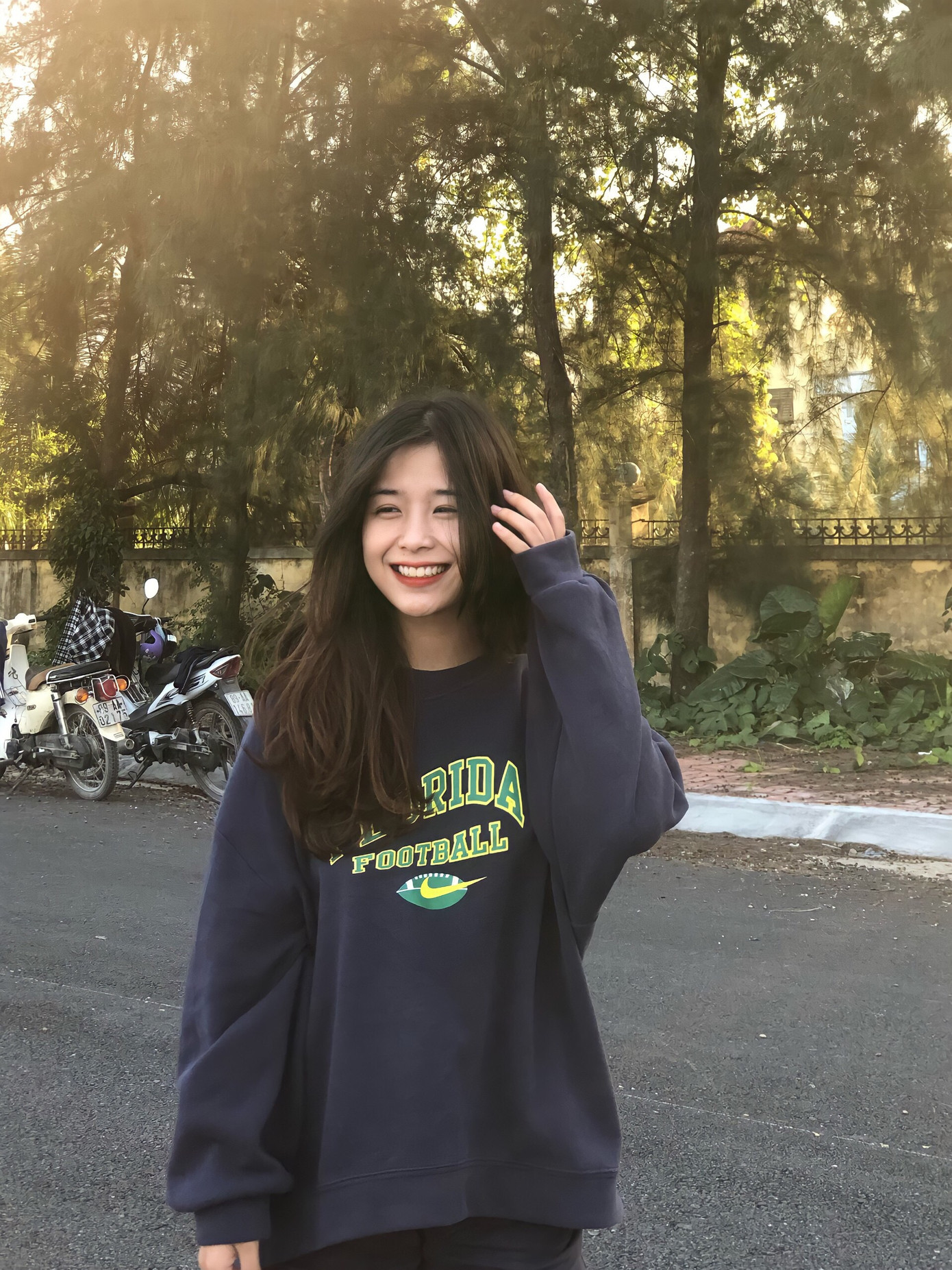 Nữ sinh lớp 11 đa tài xinh như mộng muốn trở thành sinh viên ĐH Khoa học Xã hội & Nhân văn ảnh 2