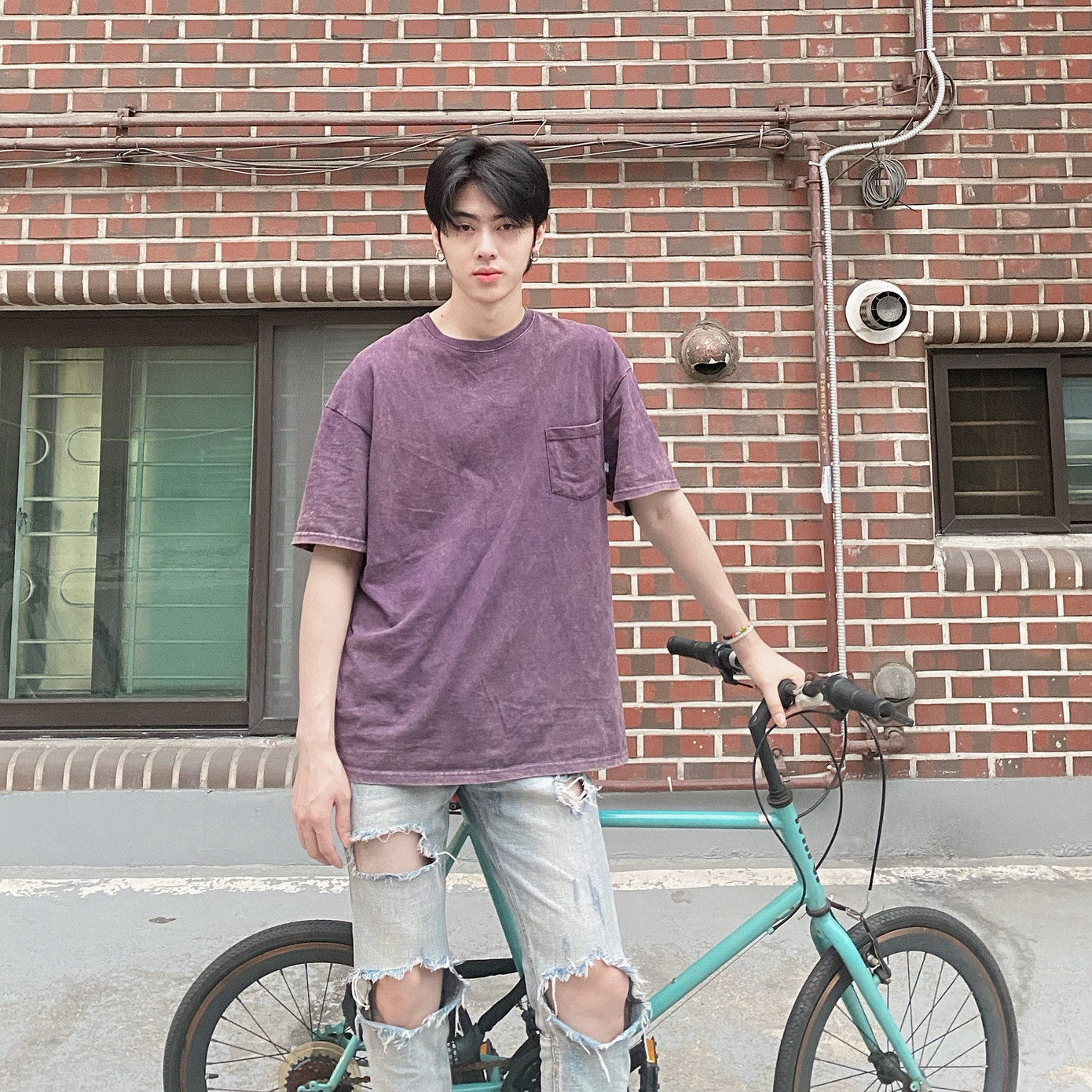 Chàng du học sinh Hàn Quốc điển trai, sắp ra mắt thương hiệu mỹ phẩm riêng ở tuổi 24 ảnh 2