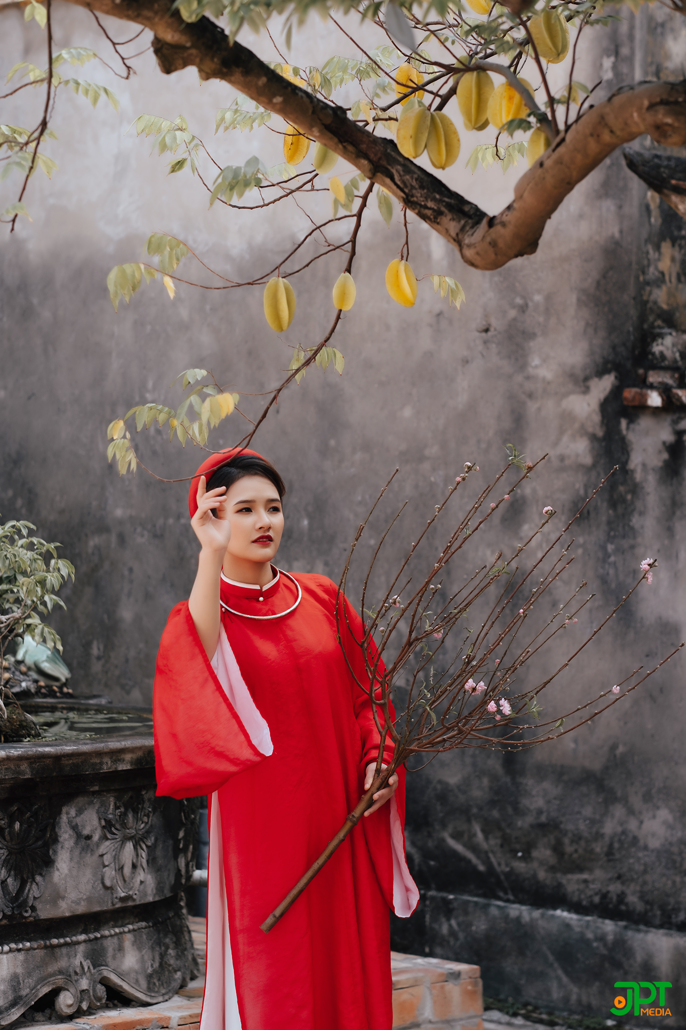 Ngất ngây trước vẻ đẹp đậm chất cổ xưa của Mai Yến trong bộ Cổ phục Việt Nam ảnh 10