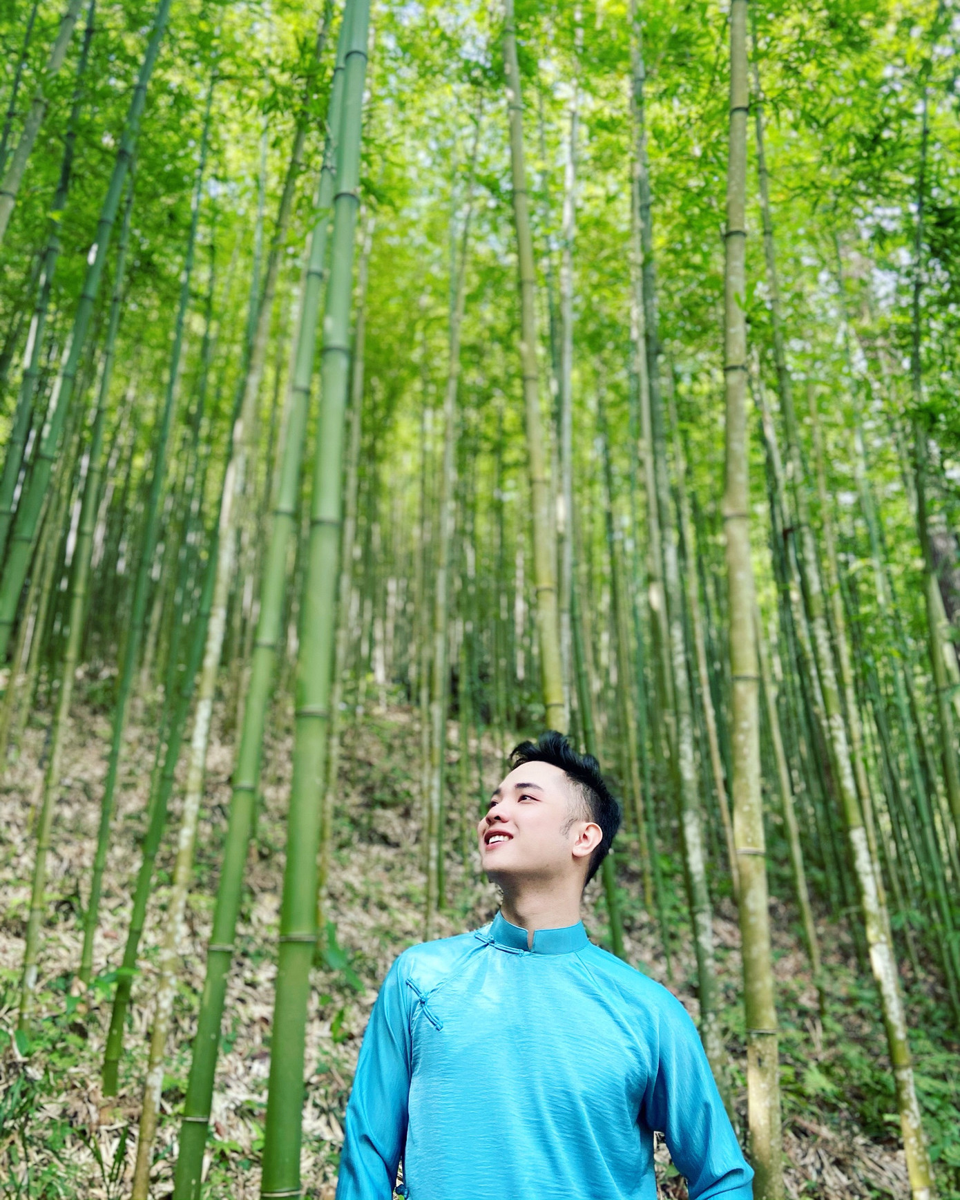 “Mãn nhãn” với bộ ảnh áo dài tuyệt đẹp của nam sinh Yên Bái ảnh 2