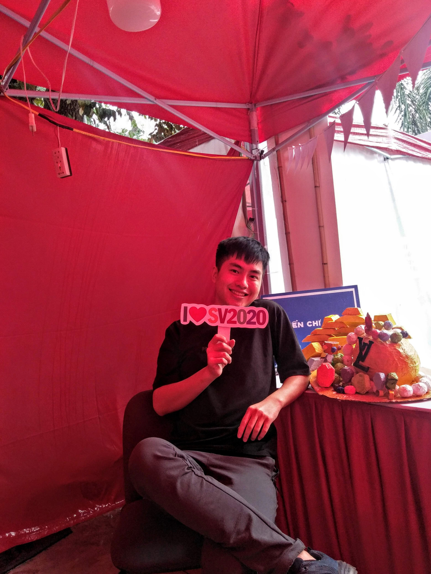 Nam sinh viên dành cả tuổi trẻ để khai phá ước mơ ảnh 3