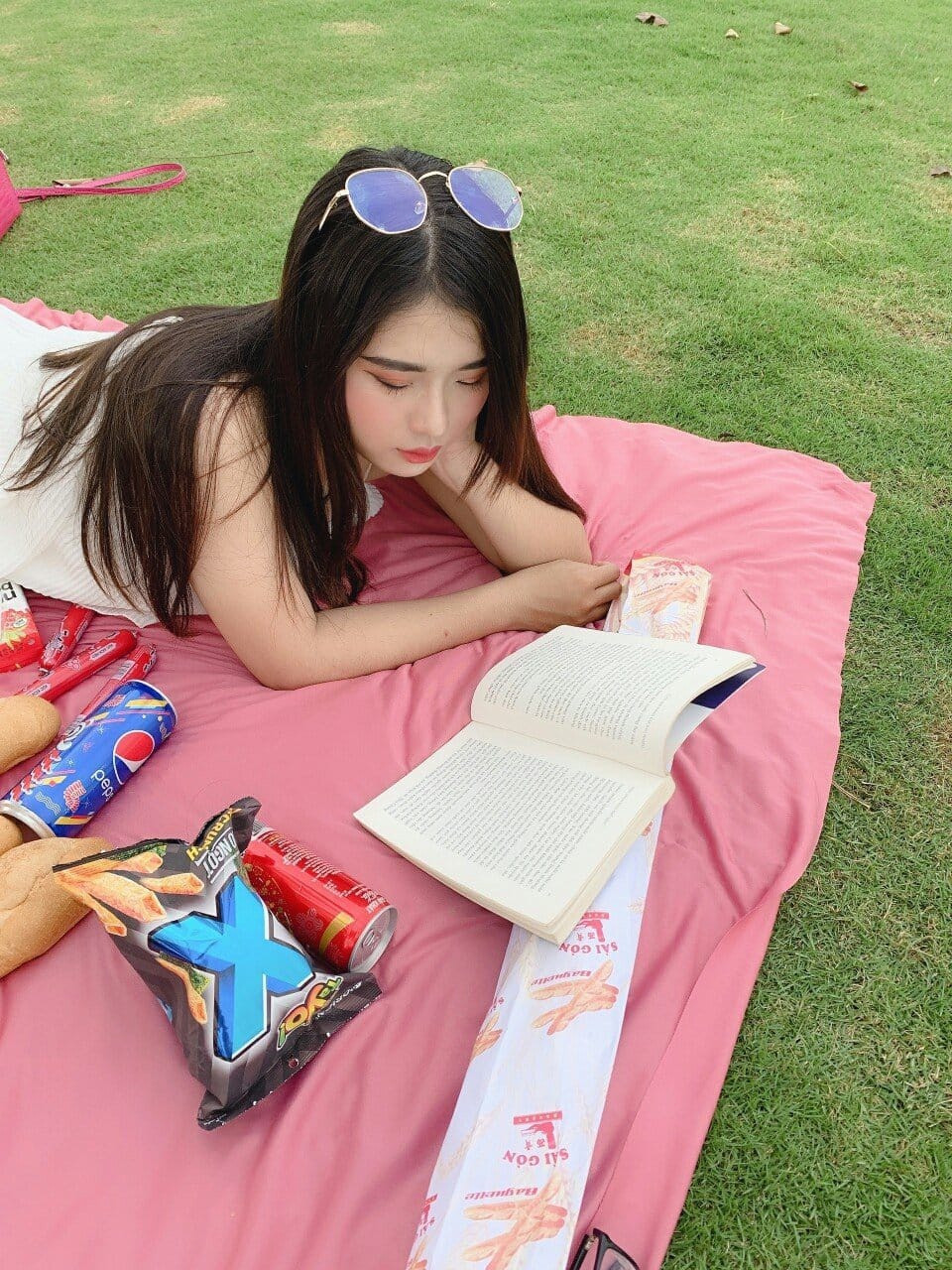 Nhan sắc tựa “Sương mai” của cô gái Cần Thơ ảnh 12