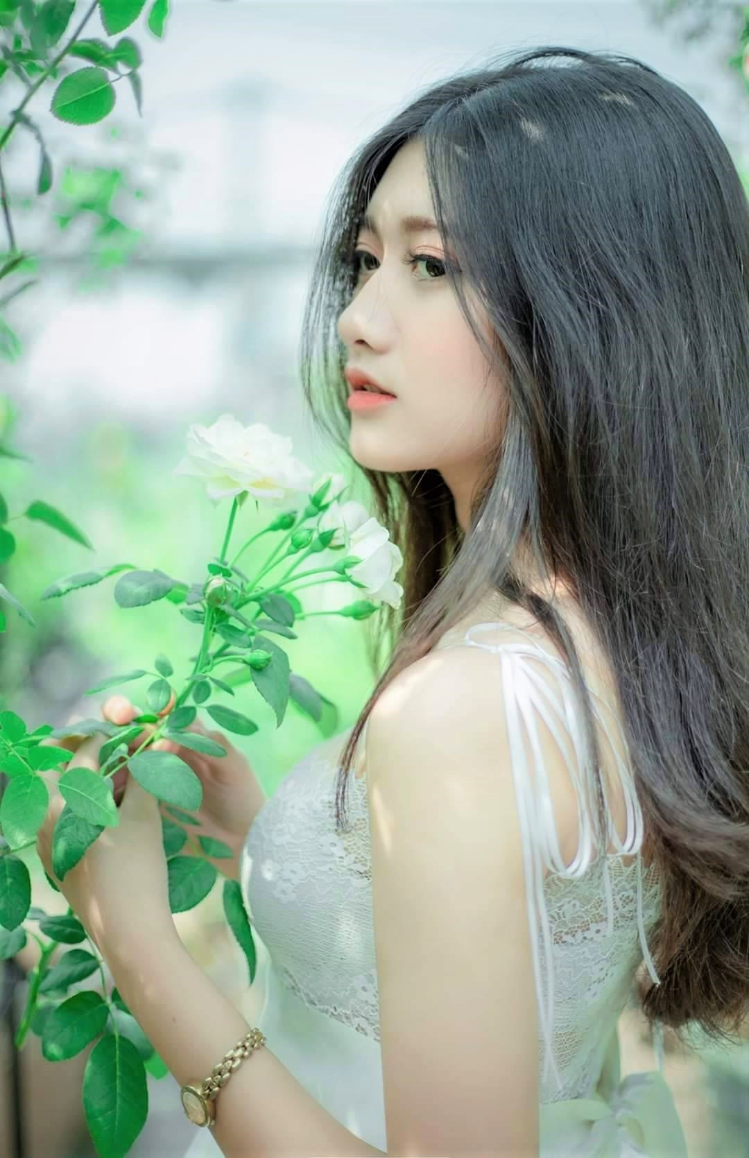 Cô gái xinh đẹp 17 tuổi: Hạnh phúc với những đồng tiền làm ra nhờ đam mê mẫu ảnh ảnh 1