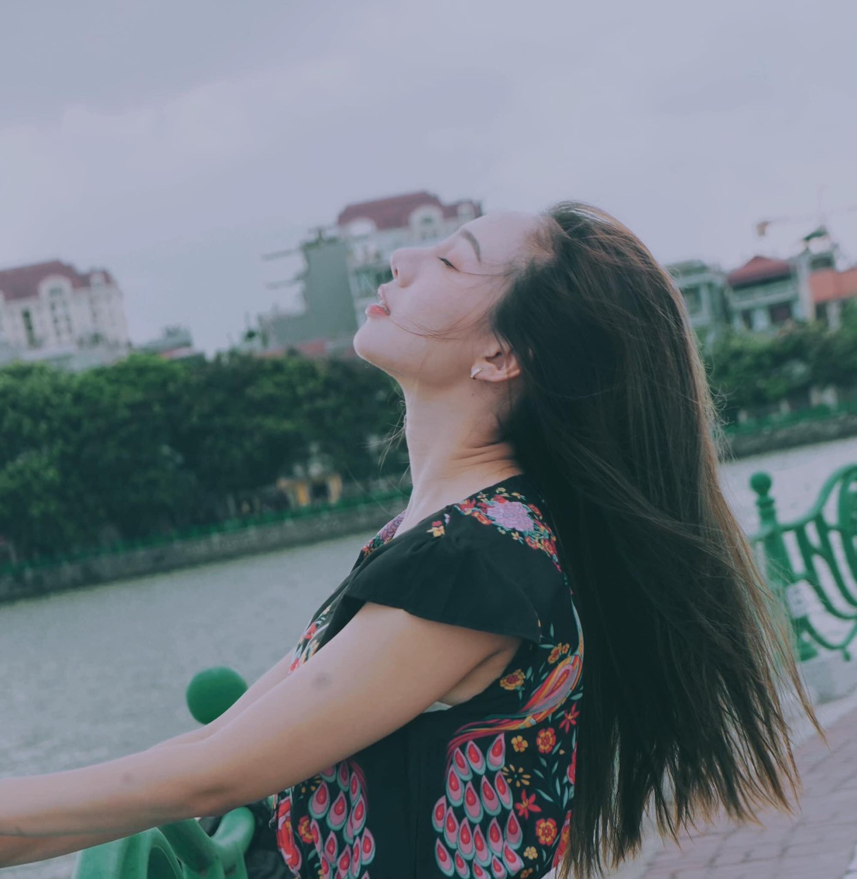 Nữ diễn viên có cái tên được nhiều người mong ước đặc biệt thích các vai phản diện ảnh 10