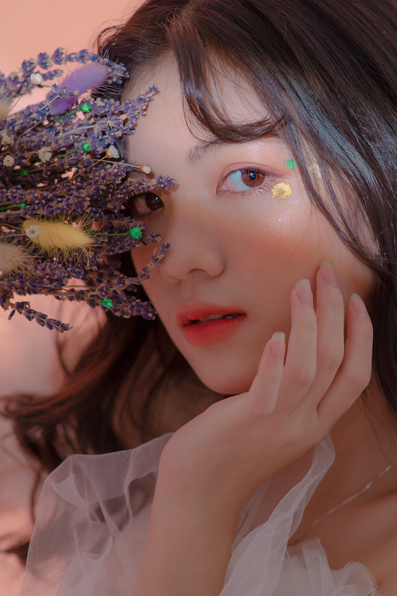 Vẻ đẹp “cực phẩm” của cô nàng 17 tuổi Phước Quanh ảnh 2