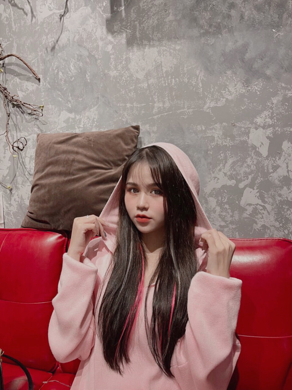 Nữ TikToker 9X Bắc Giang gây sốt với những clip triệu view cùng nhan sắc “cực đỉnh“ ảnh 5