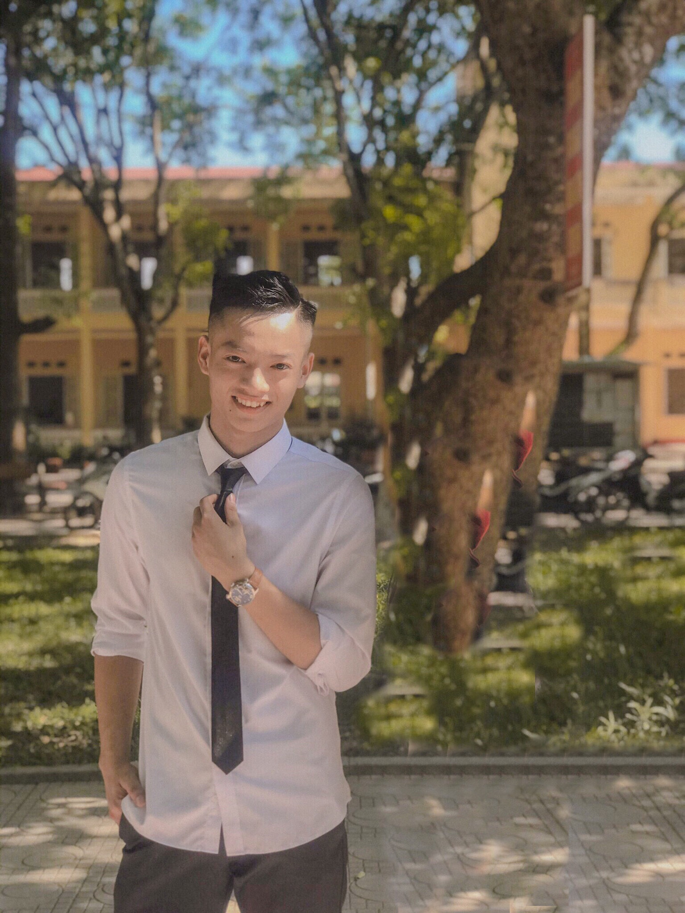 Phó Chủ tịch CLB sinh viên “Nhà doanh nghiệp tương lai” vươn lên từ câu chuyện gia đình ảnh 4