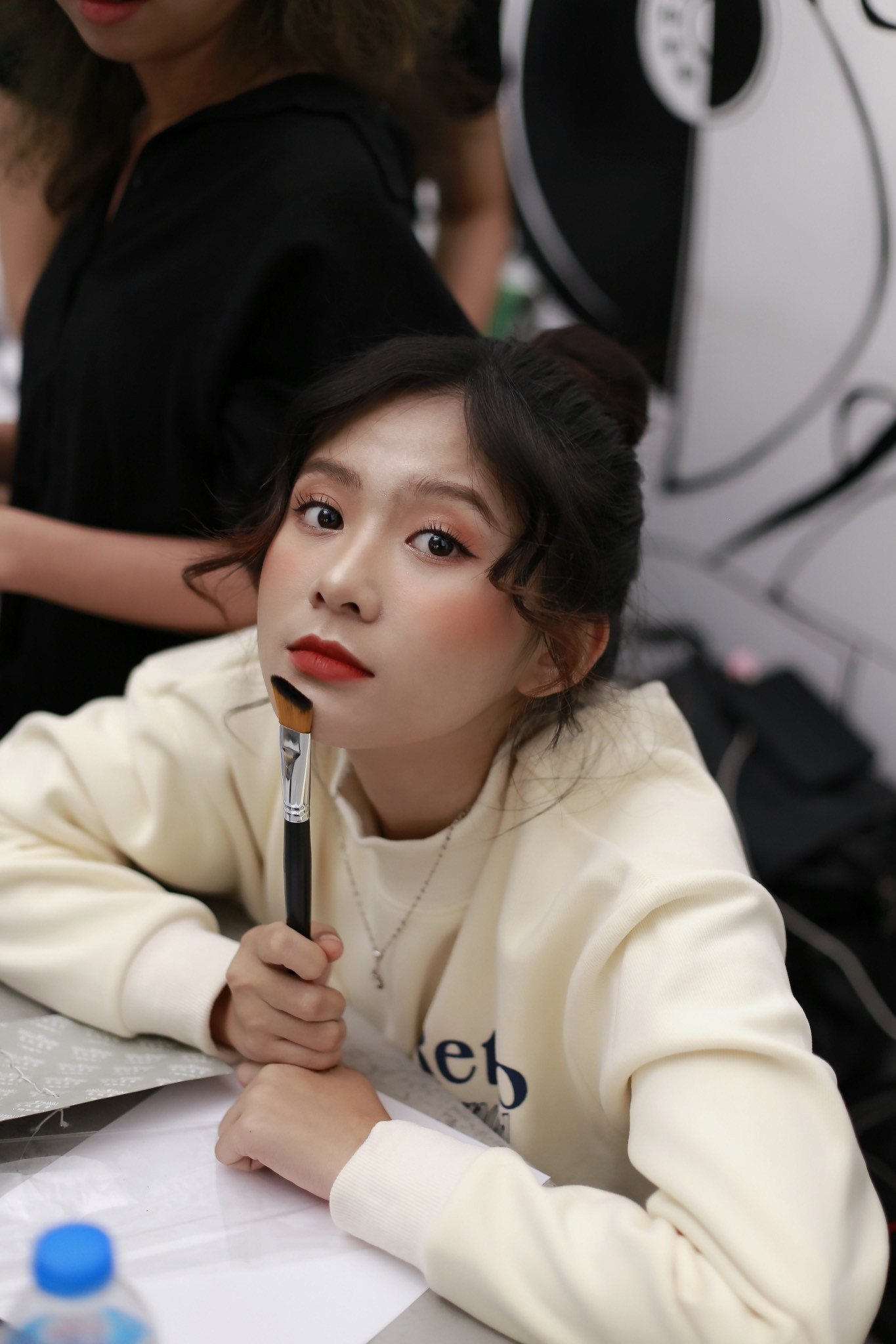 Nữ sinh điện ảnh gây ấn tượng bởi bộ ảnh Tết bên áo Tấc Việt phục ảnh 19