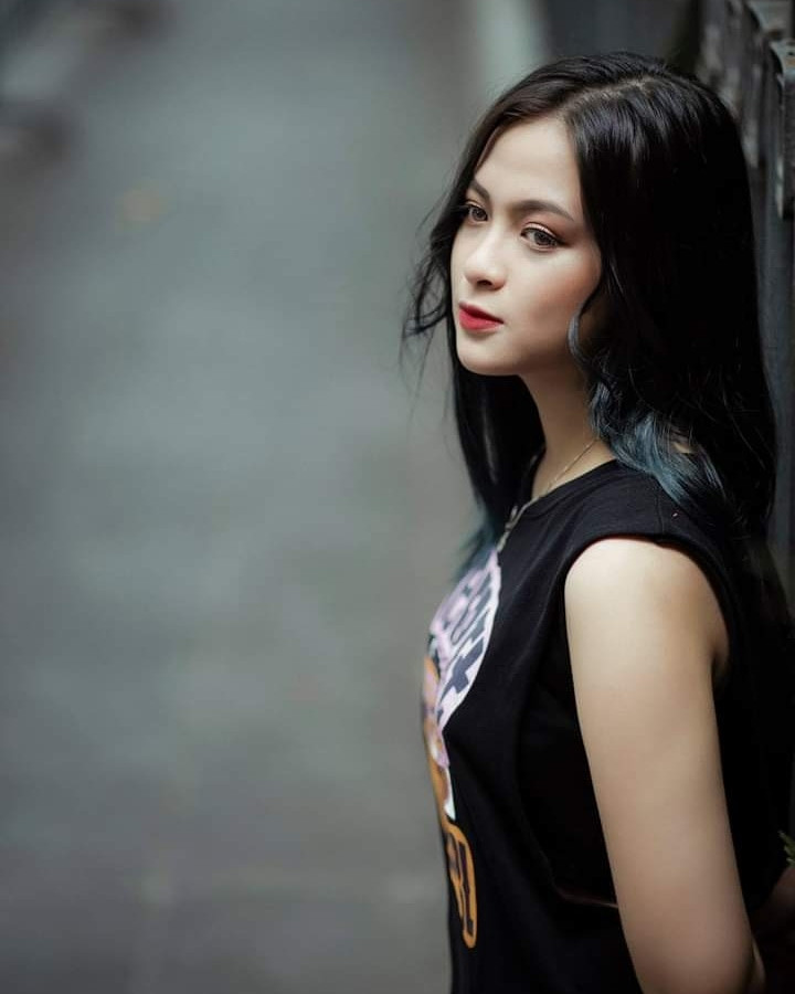 Hotgirl Chứng khoán “Dính độc toàn thân” ảnh 2