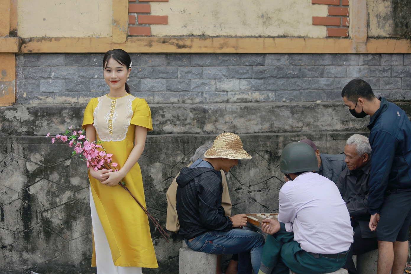 Á khôi du lịch Hà Tĩnh rạng ngời trong phiên chợ Xuân ảnh 4