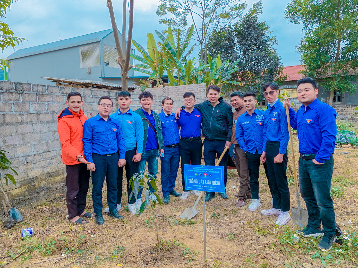 Ấm áp chương trình “Đông ấm xứ Lạng, quà Tết cho em“ ảnh 16