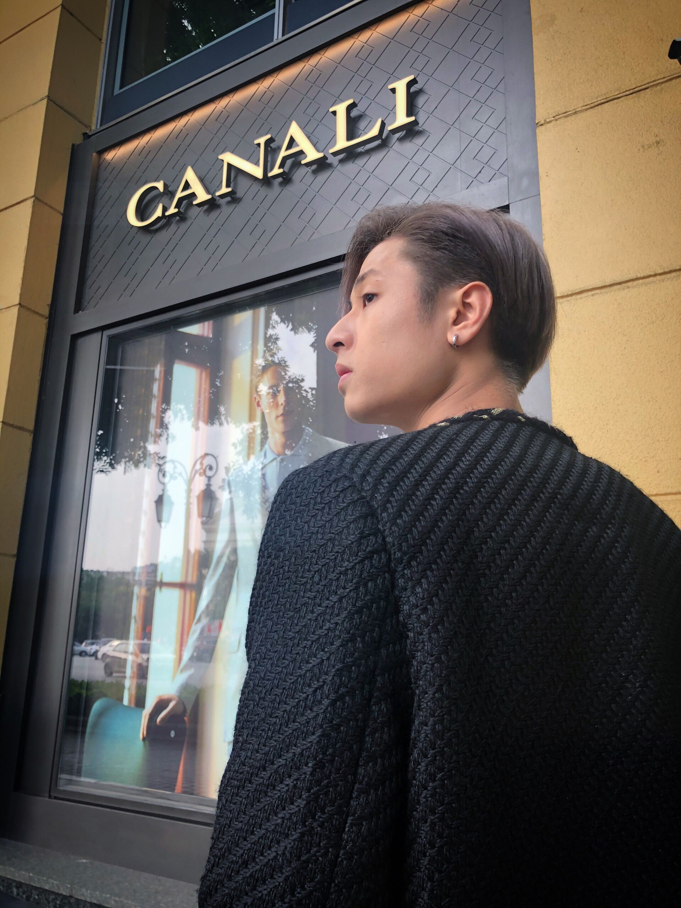 Vận động viên đá cầu đốn tim các bạn gái với ngoại hình điển trai ảnh 1