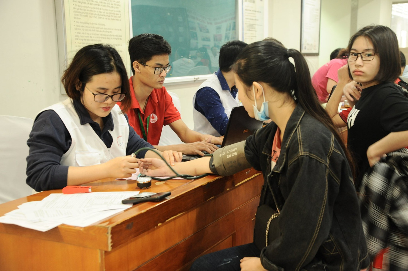 Ngày hội hiến máu “Tết Hồng Cho Em” 2021 ảnh 3