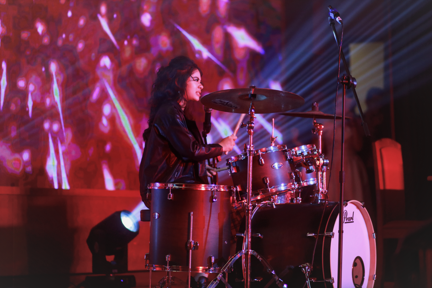 Hãy theo đuổi sự ưu tú, thành công sẽ theo đuổi bạn ảnh 10