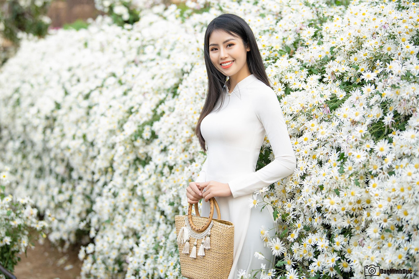 Hoa khôi game thủ mang vẻ đẹp tỏa nắng ảnh 2