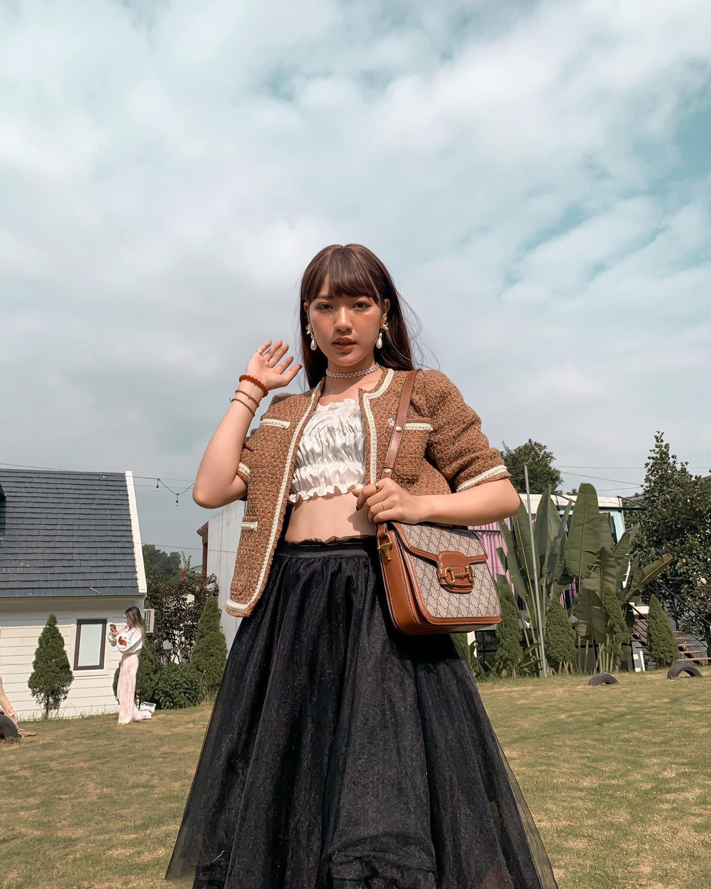 Nữ sinh trường Mỹ thuật theo đuổi phong cách cá tính và nổi loạn ảnh 4