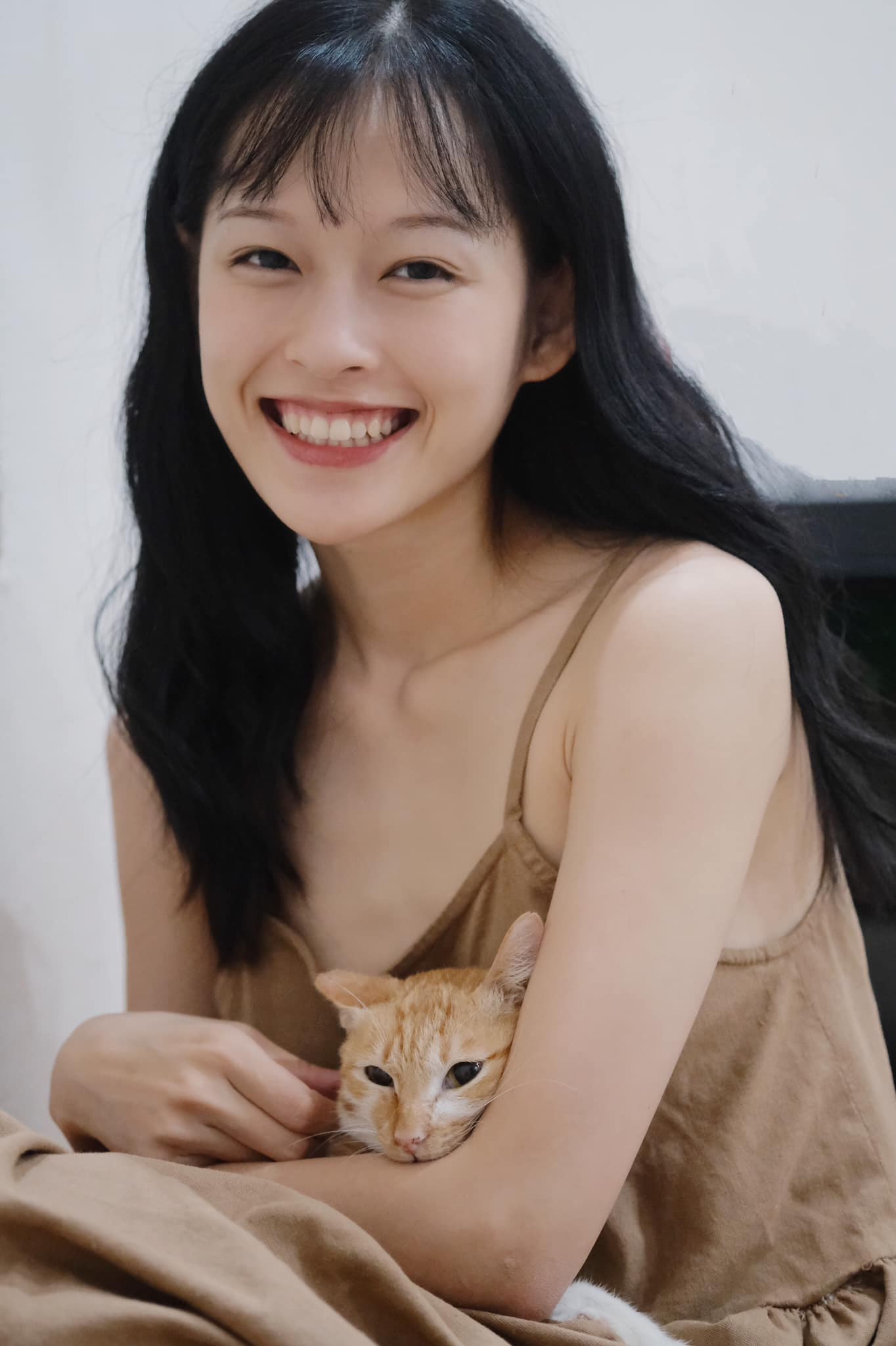 Nữ chính trong MV mới của Erik được netizen săn lùng bởi gương mặt đẹp tựa hoa đán ảnh 9