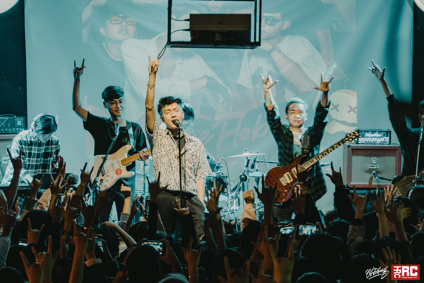 The Flob – Ban nhạc của “Hội bạn thân” ảnh 2